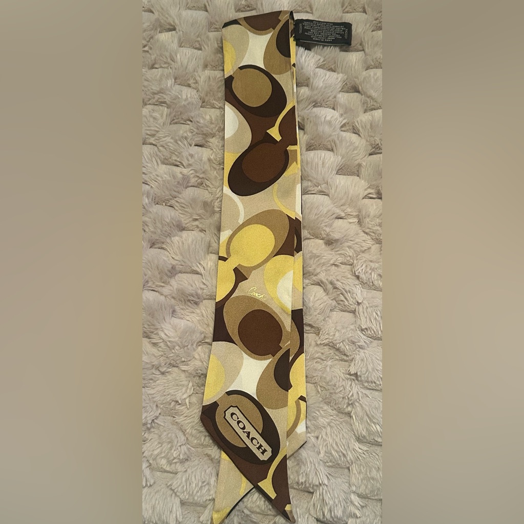 Authentic Coach Vintage Brown And Yellow Silk Scarf Nwot